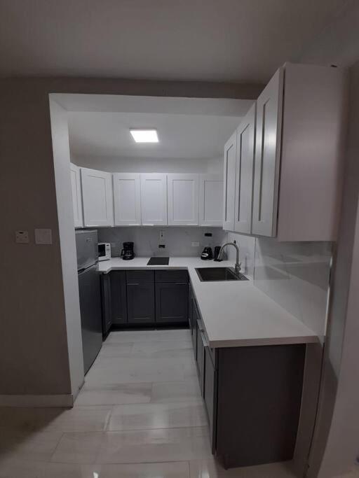 Apartment Modern Penthouse @ Sandcastles Ocho Rios