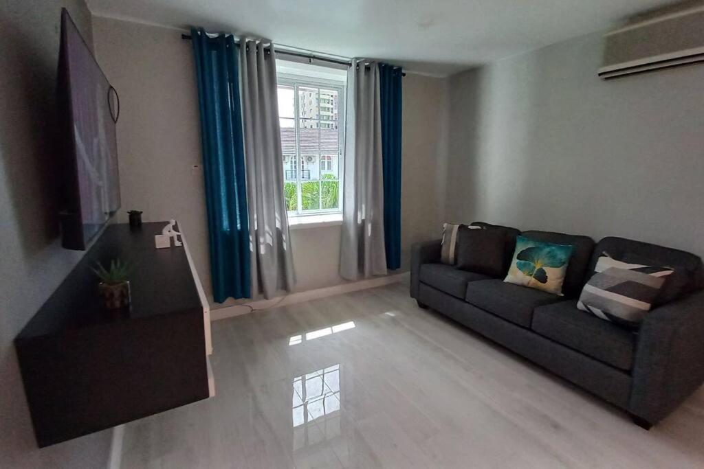 Apartment Modern Penthouse @ Sandcastles *