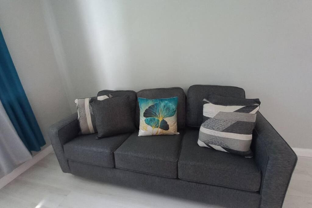 Modern Penthouse @ Sandcastles
